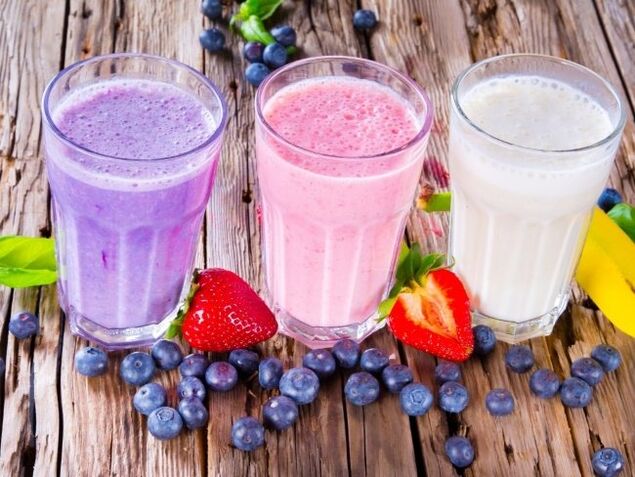 fruta eta barazki irabiatuak eta koktelak pisua galtzeko